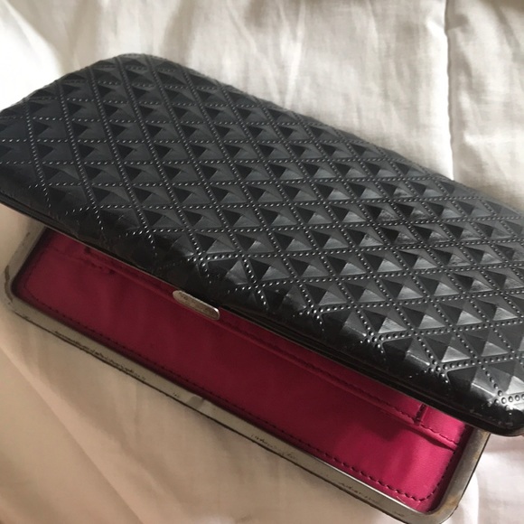 Bundle of 3 wallets - Picture 6 of 6